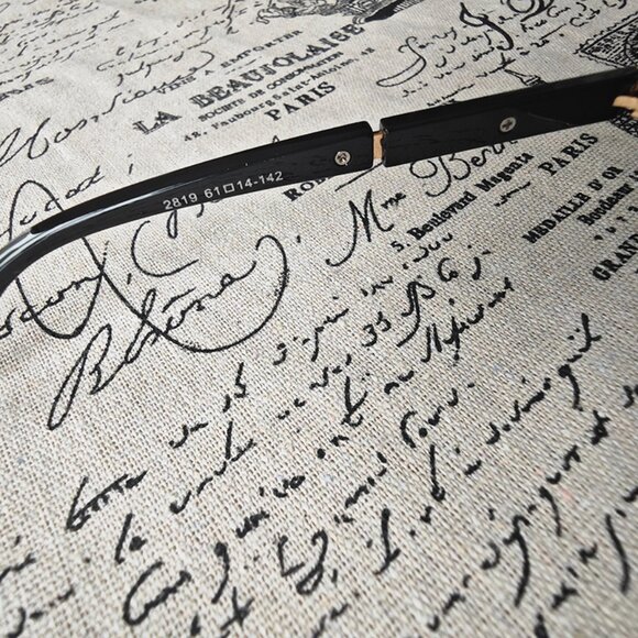 Prada Sunglasses - Picture 5 of 7